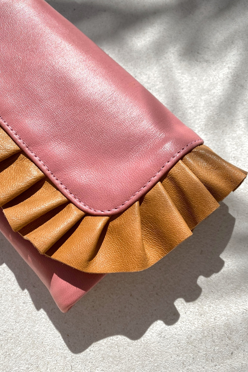 Hold me closer clutch - Pink and Tan