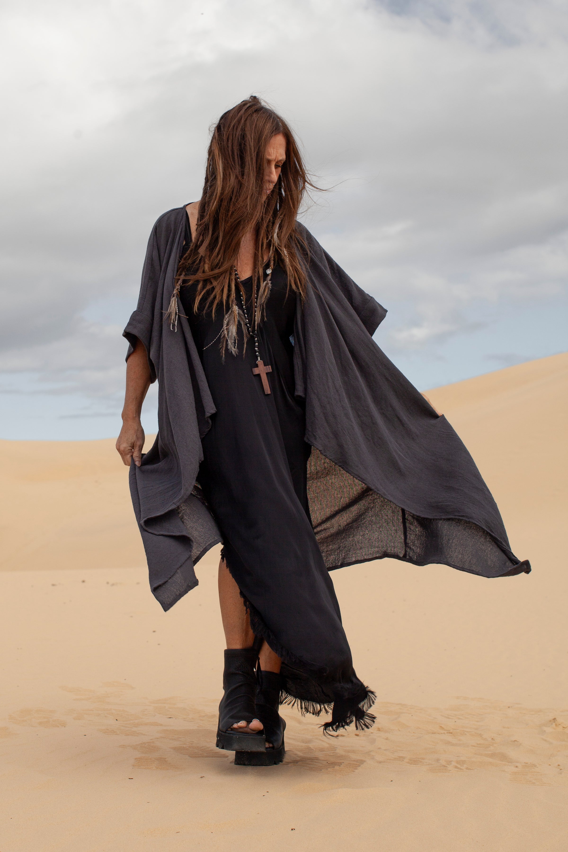 The Harpy Duster - Charcoal